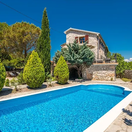 Holiday home 2 Bedroom Pet Friendly In Gostinjac